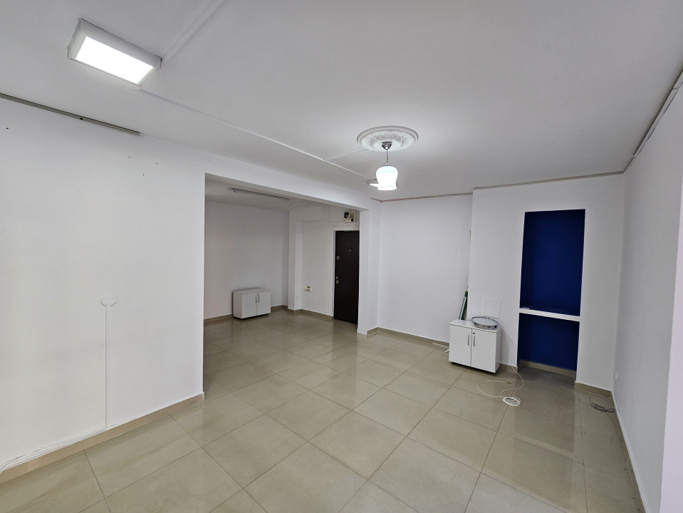 Spatiu Comercial cu vad | B-dul Iuliu Maniu - Apusului