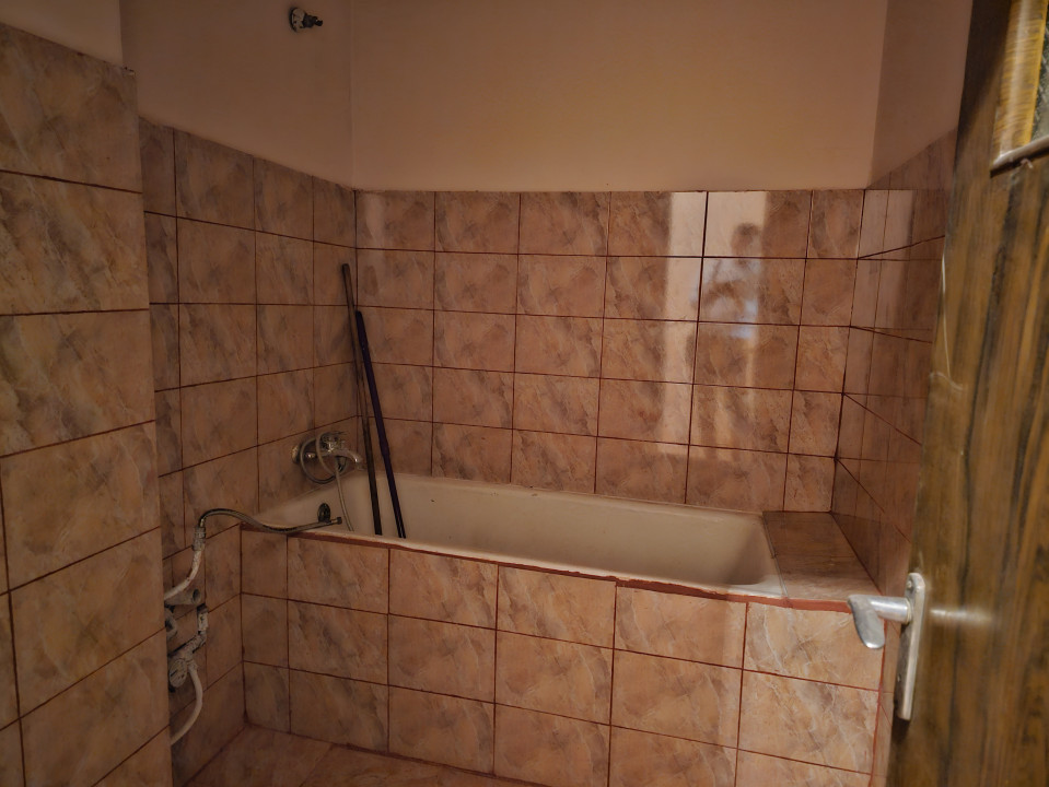 Garsoniera renovata | Pozitionare excelenta | Drumul Taberei- Piata Moghioros