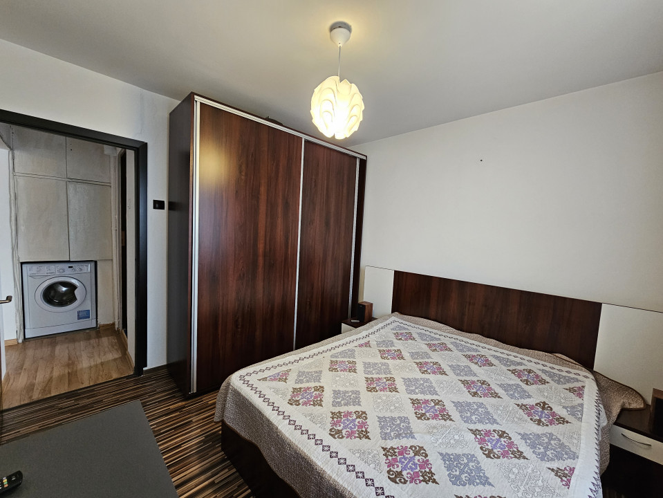 Apartament 3 camere cu centrala proprie | Piata Gorjului