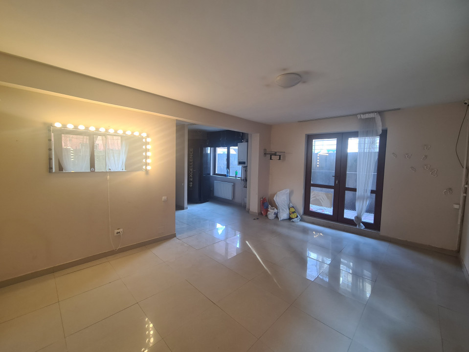 Garsoniera demisol | Drumul Taberei- Parc Brancusi