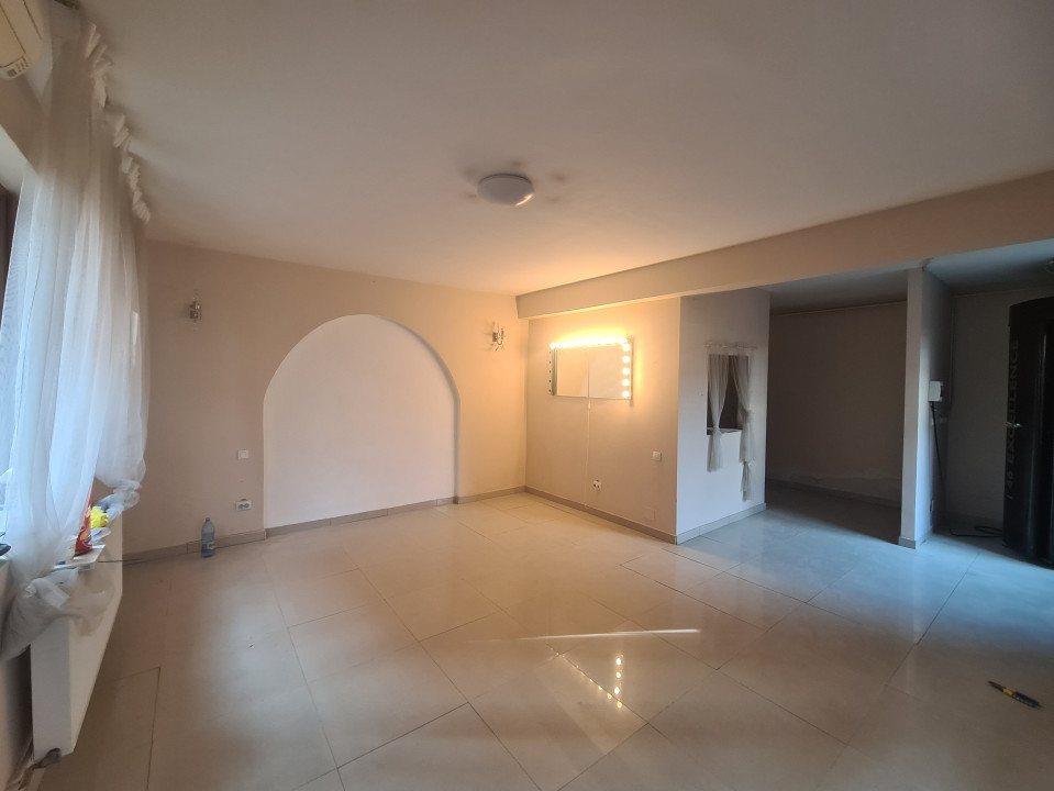 Garsoniera demisol | Drumul Taberei- Parc Brancusi