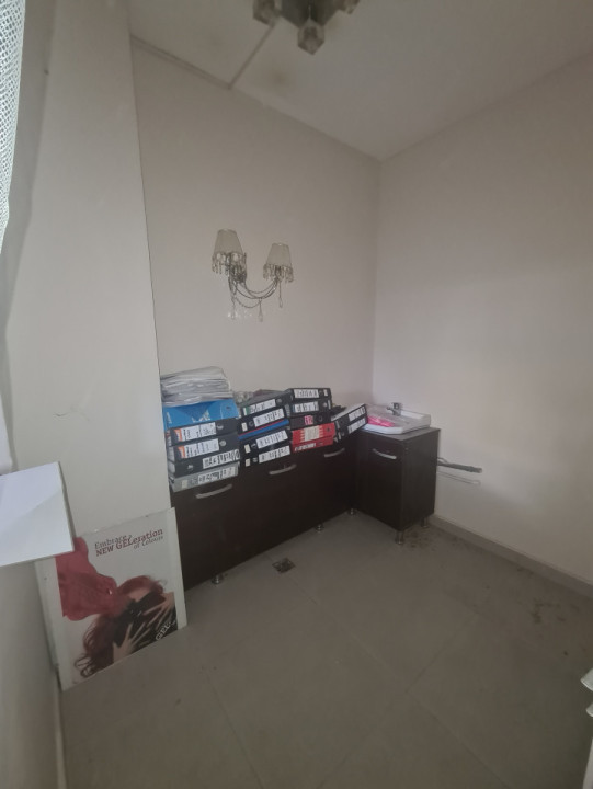 Garsoniera demisol | Drumul Taberei- Parc Brancusi