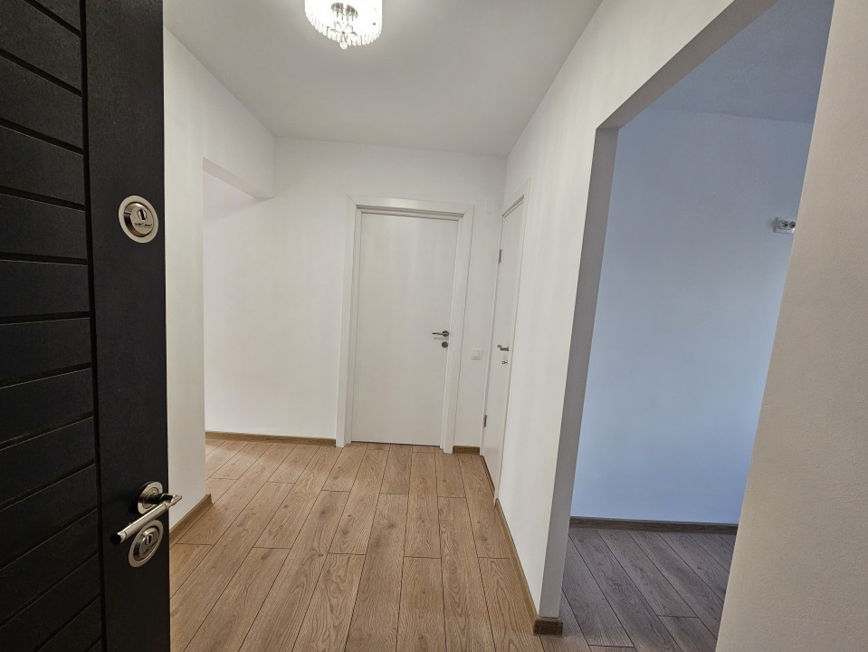 Apartament 4 camere renovat complet langa metrou | Dr. Taberei - Raul Doamnei
