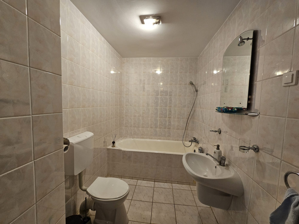 Apartament 3 camere in vila | nemobilat | Cotroceni | Academia Militara