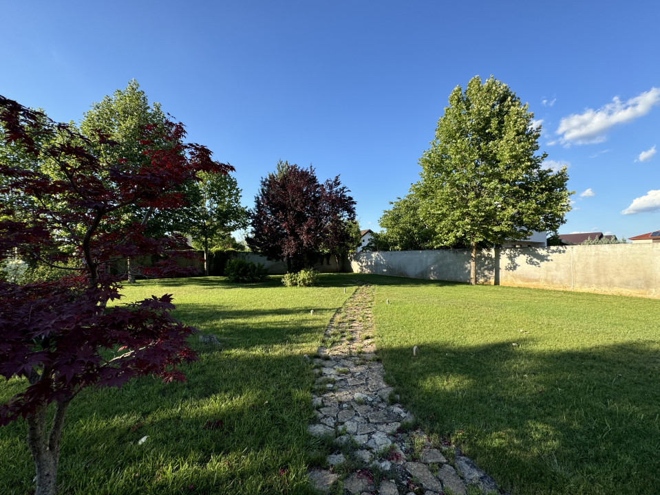 Vila individuala 6 camere | Toate utilitatile | Teren 2268mp 