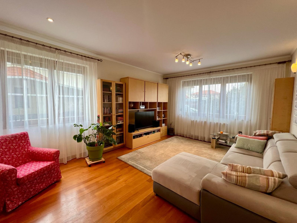 Casa individuala 4 camere | Teren 802mp | Curtea Domneasca