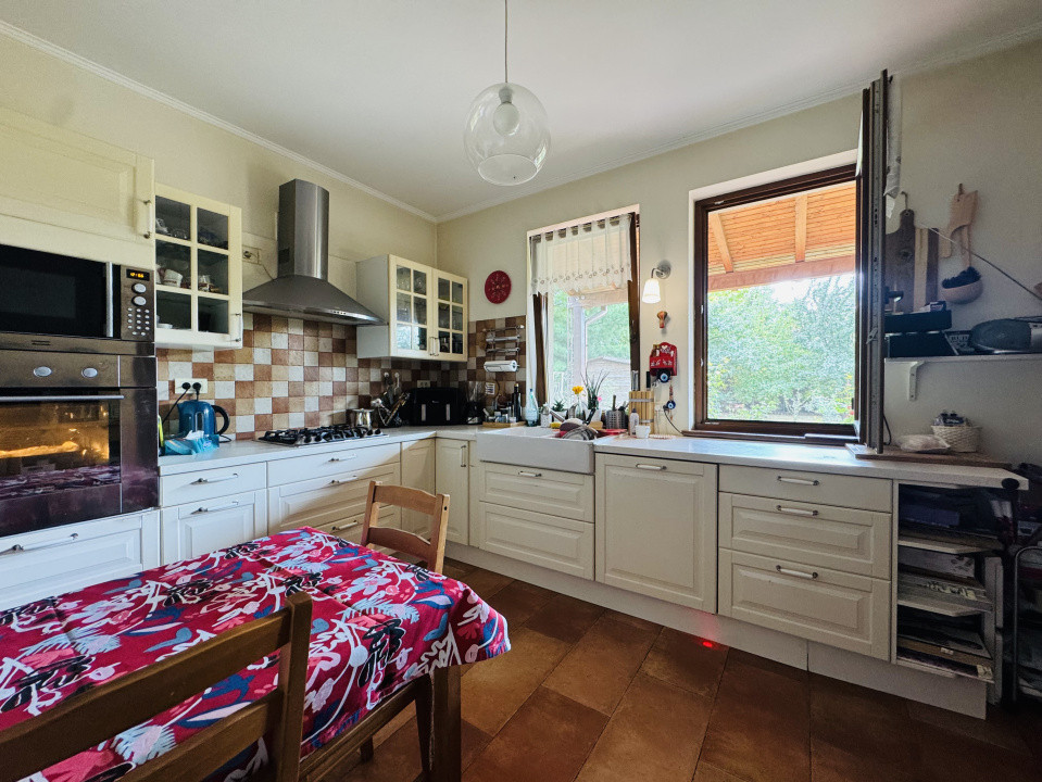 Casa individuala 4 camere | Teren 802mp | Curtea Domneasca