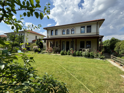 Casa individuala 4 camere | Teren 802mp | Curtea Domneasca