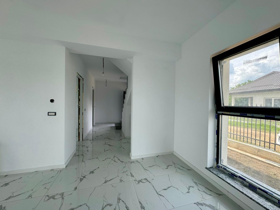 Casa individuala 4 camere | Toate utilitatile | Zona Domnesti