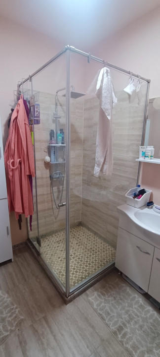 Casa individuala 3 camere mobilata | Curte comuna | Stefan cel Mare