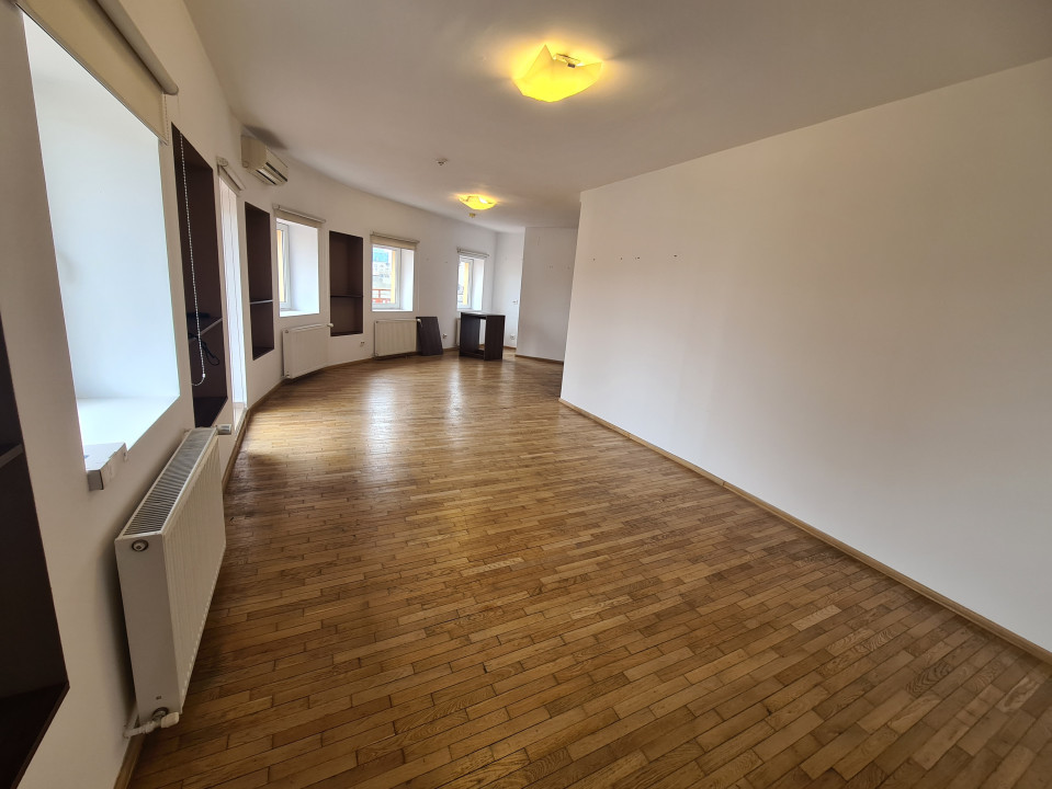 Spatiu Comercial 300 m.p.  cu terase si lift separat | Calea Mosilor 