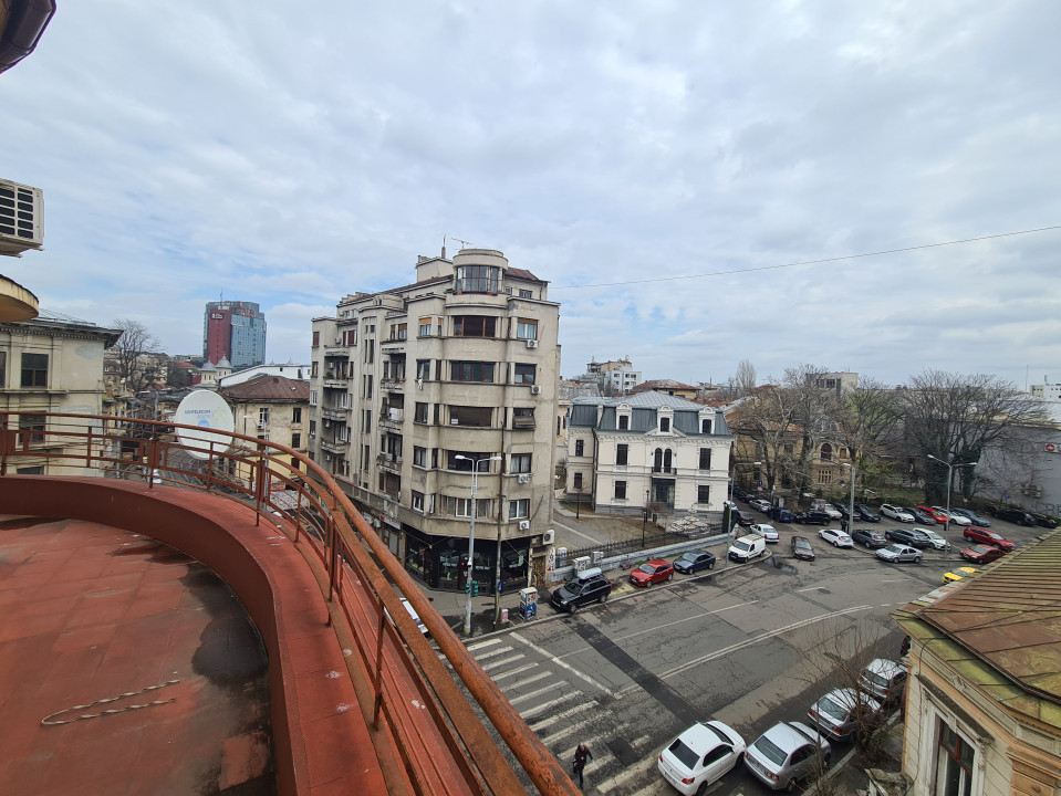 Spatiu Comercial 300 m.p.  cu terase si lift separat | Calea Mosilor 