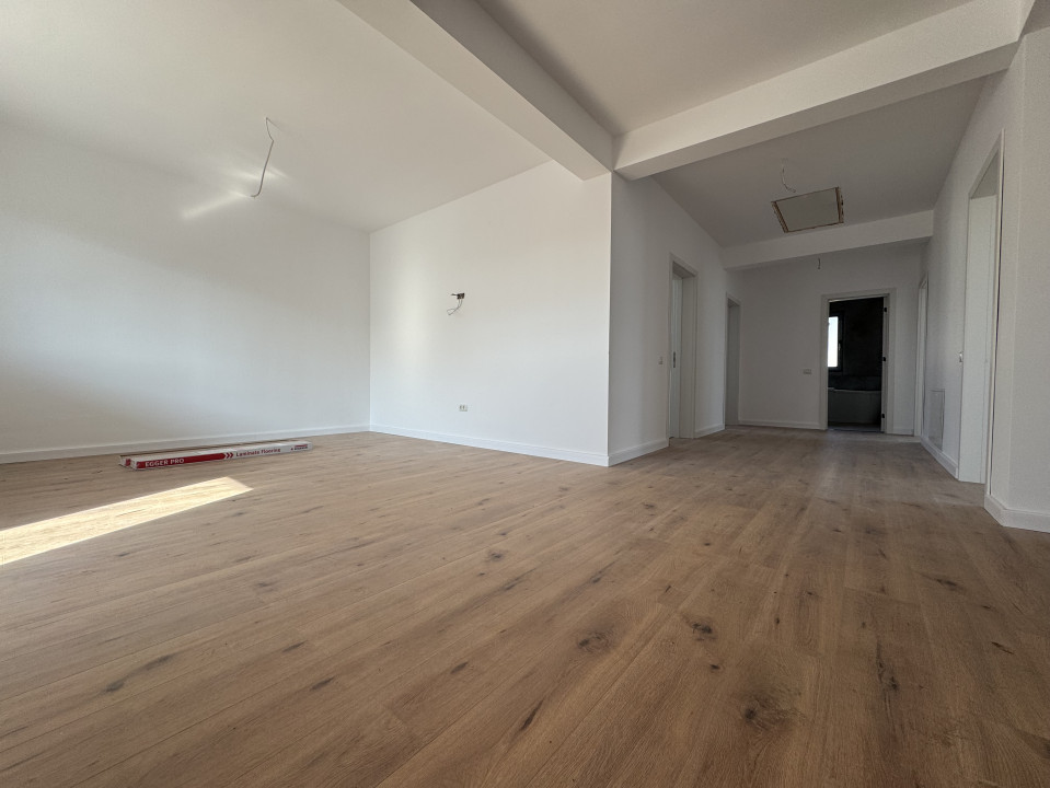 Casa 4 camere | COMISION 0% | Panouri fotovoltaice | Teren 450mp | Domnesti