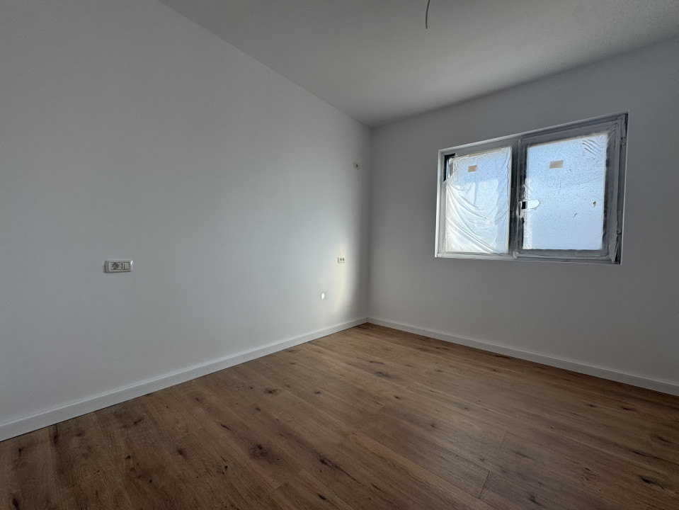 Casa 4 camere | COMISION 0% | Panouri fotovoltaice | Teren 450mp | Domnesti