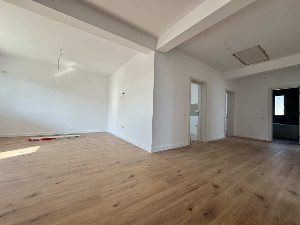 Casa 4 camere | COMISION 0% | Panouri fotovoltaice | Teren 450mp | Domnesti