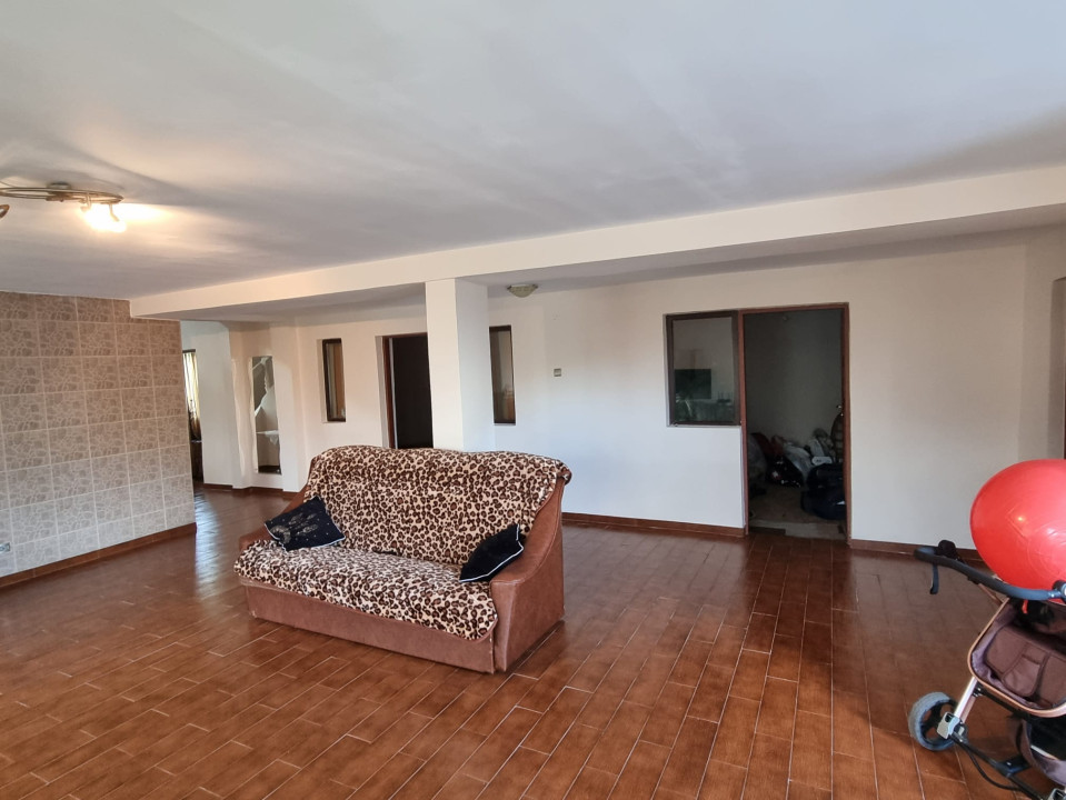 Casa 5 camere | Teren 1000 mp | Oportunitate | Magurele centru