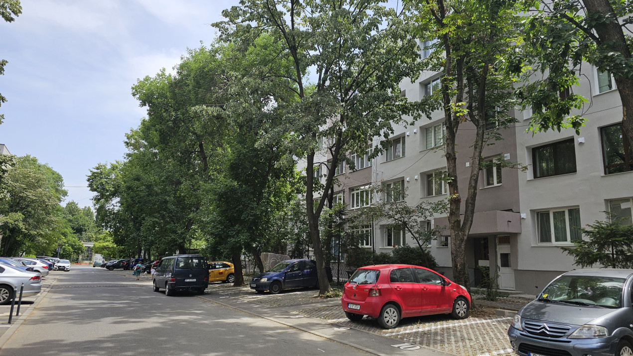 Apartament 3 camere renovat | Centrala proprie | Dr.Taberei Metrou Raul Doamnei