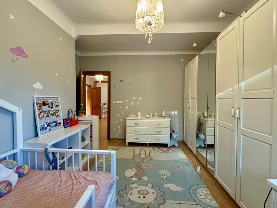 Apartament 3 camere | Mobilat complet | Centrala proprie | Zona Cotroceni