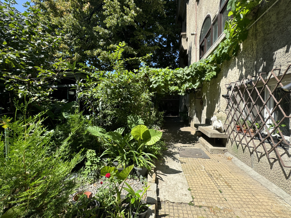 Apartament 3 camere | Centrala proprie | Zona Cismigiu