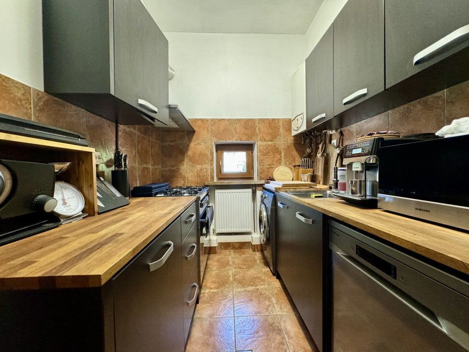 Apartament 3 camere | Centrala proprie | Zona Cismigiu