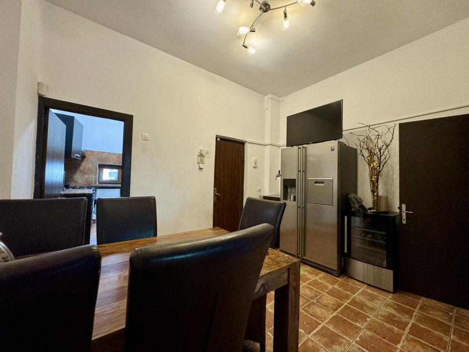 Apartament 3 camere | Centrala proprie | Zona Cismigiu