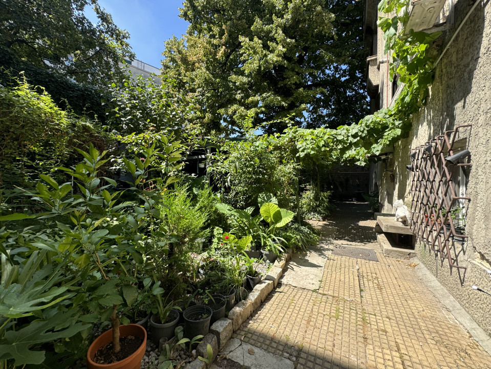 Apartament 3 camere | Centrala proprie | Zona Cismigiu