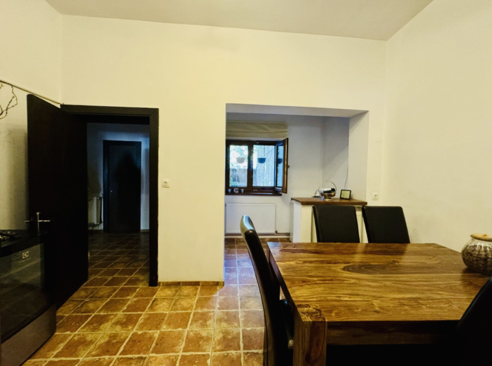 Apartament 3 camere | Centrala proprie | Parc Cismigiu