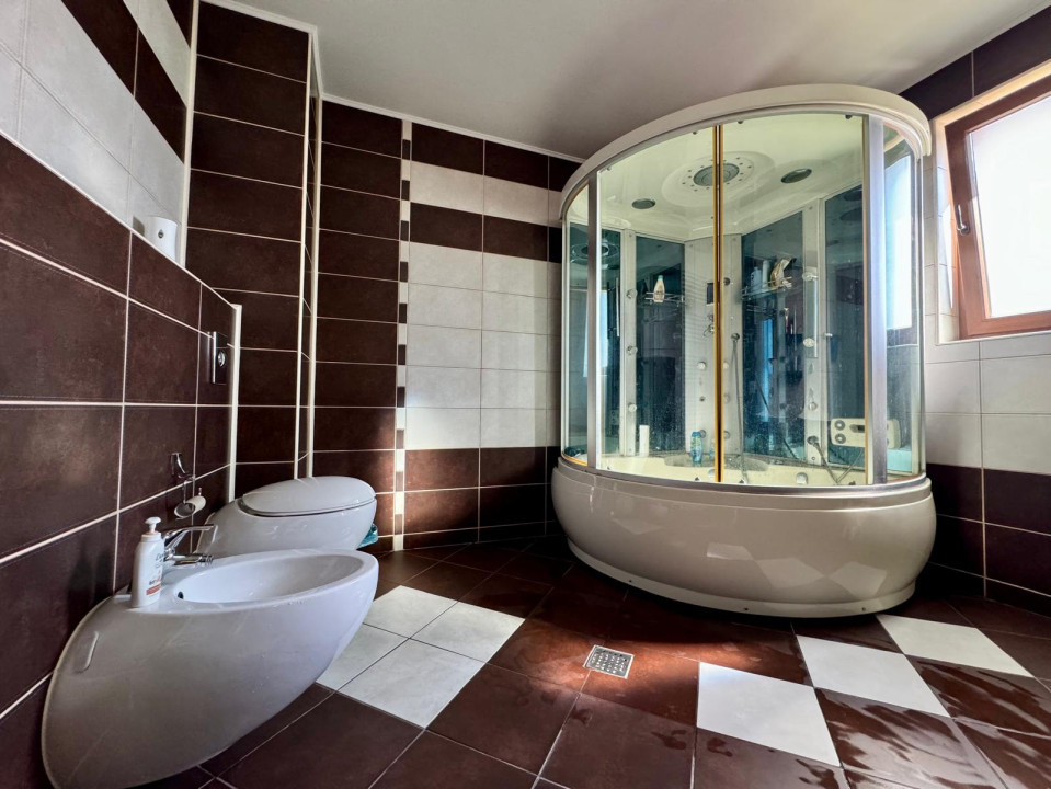 Vila individuala | Piscina acoperita | Teren 2200mp | Zona Domnesti