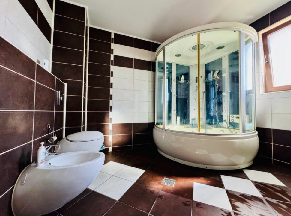 Vila individuala 5 camere | Piscina acoperita | Teren 2200mp | Domnesti