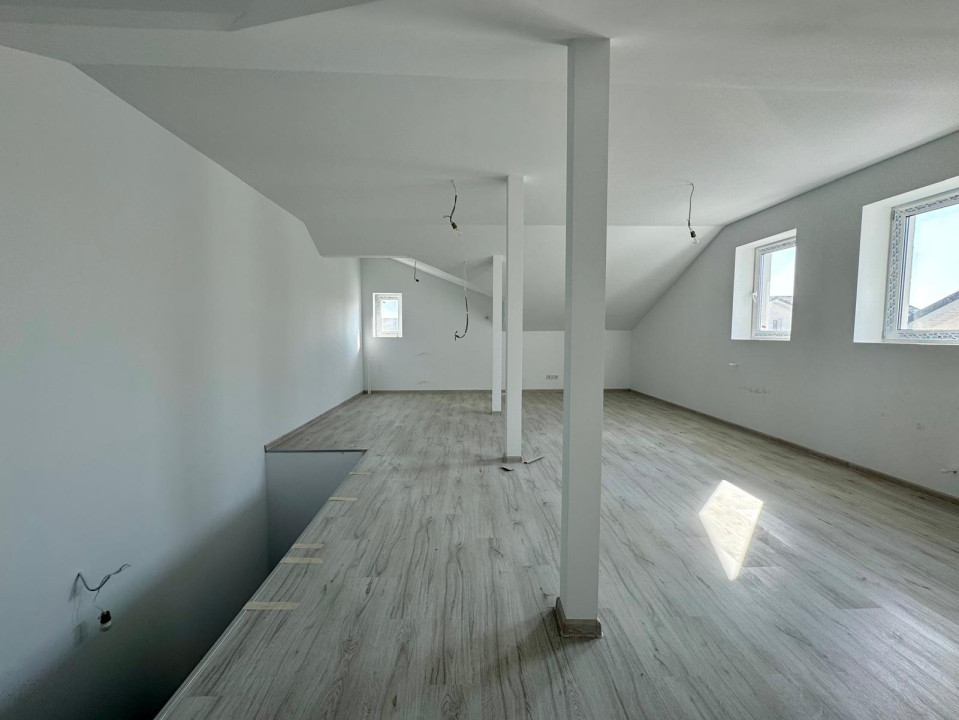 Duplex 3 camere | COMISION 0% | Mansarda 45mp | Zona Bragadiru