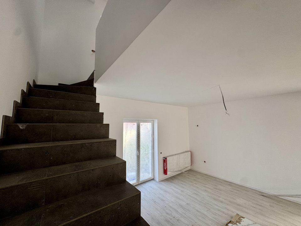 Duplex 3 camere | COMISION 0% | Mansarda 45mp | Zona Bragadiru