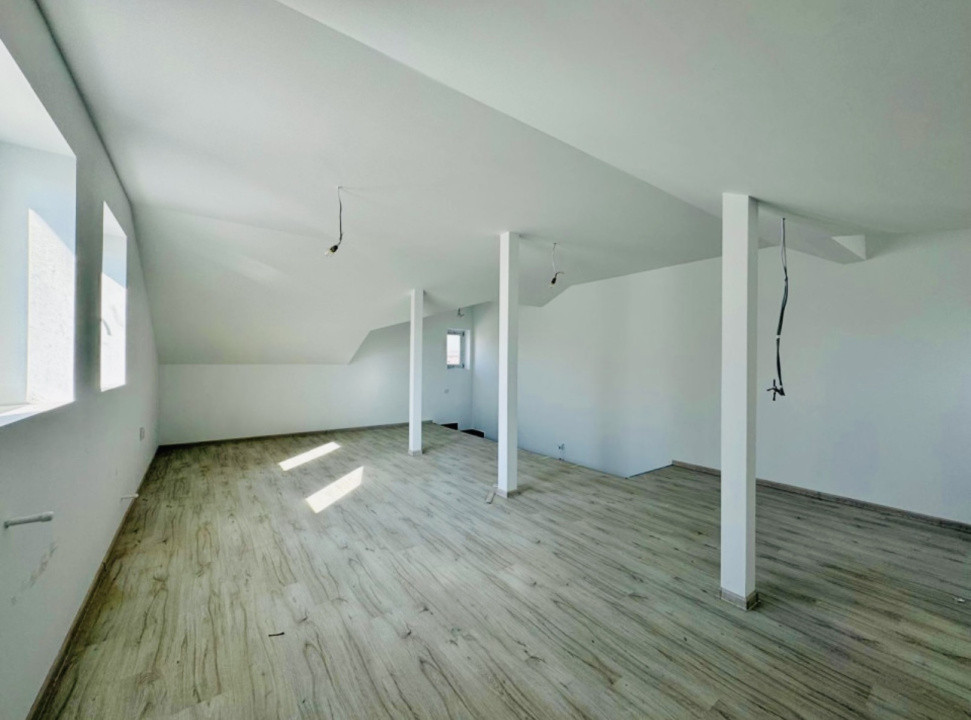 Triplex 3 camere | COMISION 0% | Mansarda 45mp | Bragadiru-Soseaua Alexandriei