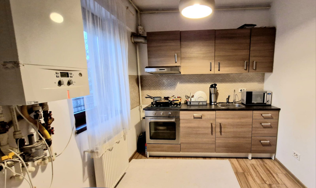 apartament 2 camere decoamndat|  Bucurestii Noi- Parc Bazilescu