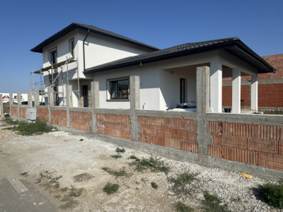 Casa individuala 4 camere | COMISION 0% | Terasa acoperita 23mp | Domnesti