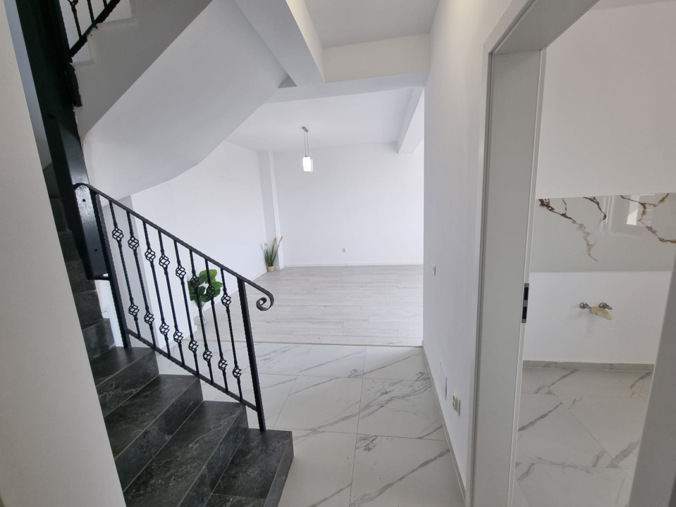 Casa 4 camere tip cvadrupla | toate utilitatile | Magurele