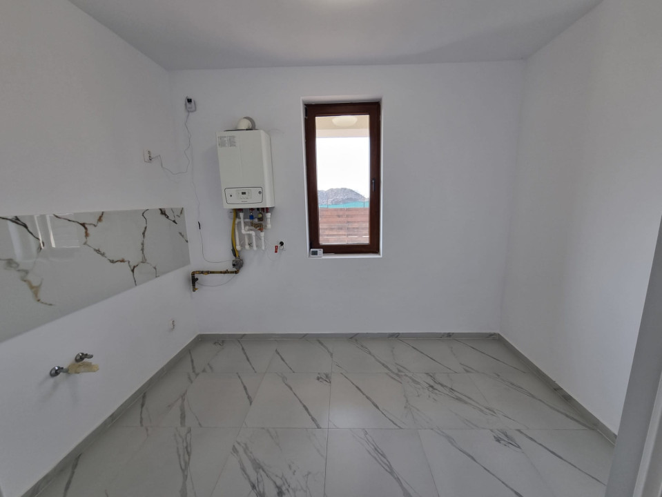 Casa 4 camere tip cvadrupla | toate utilitatile | Magurele