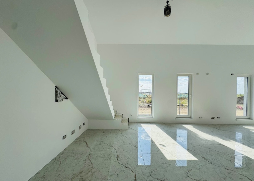 Casa individuala 5 camere | Fotovoltaice | Pompa caldura | Domnesti