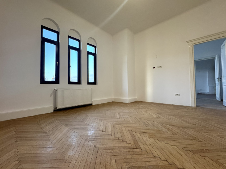 Apartament 4 camere | Garaj | Centrala proprie | Zona Unirii