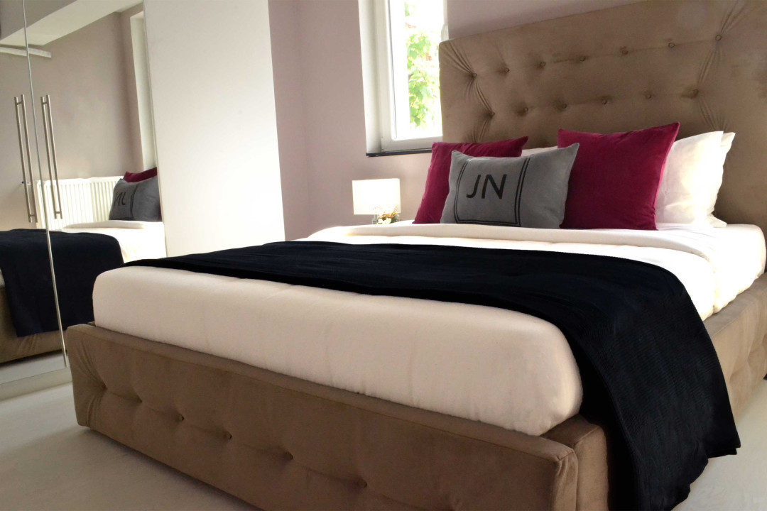 Aparthotel 15 apartamente | 29 camere | Drumul Taberei | Romancierilor