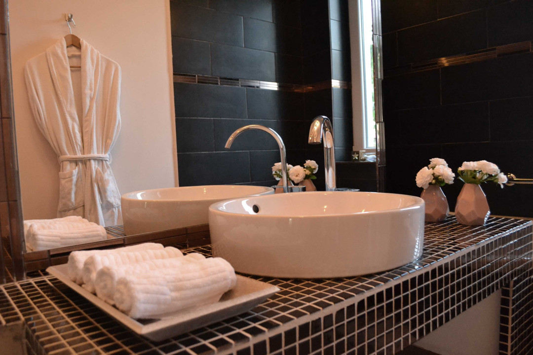 Aparthotel 15 apartamente | 29 camere | Drumul Taberei | Romancierilor