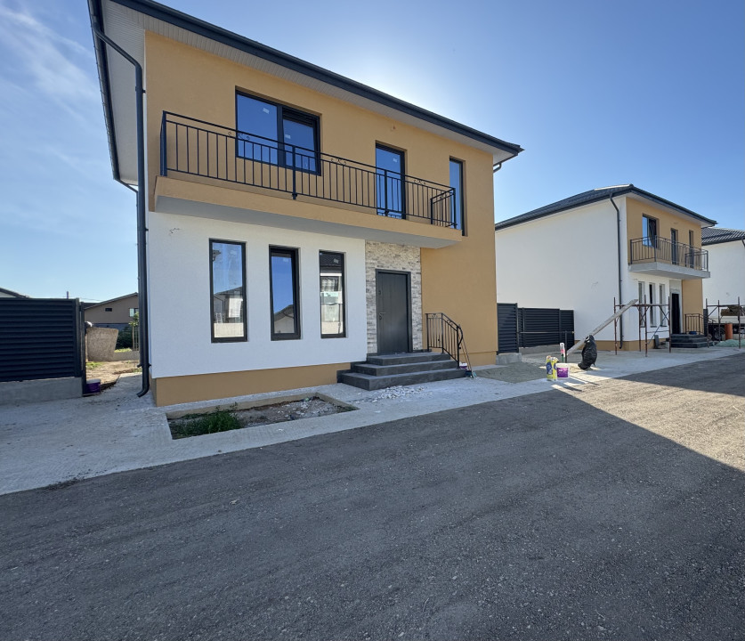 Casa 4 camere | COMISION 0% | Incalzire in pardoseala | Teren 340MP | Clinceni