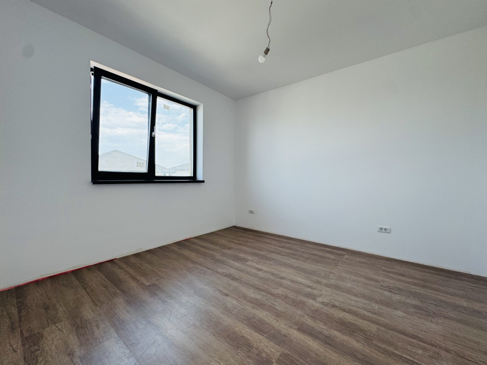 Casa 4 camere | COMISION 0% | Incalzire in pardoseala | Teren 340MP | Clinceni