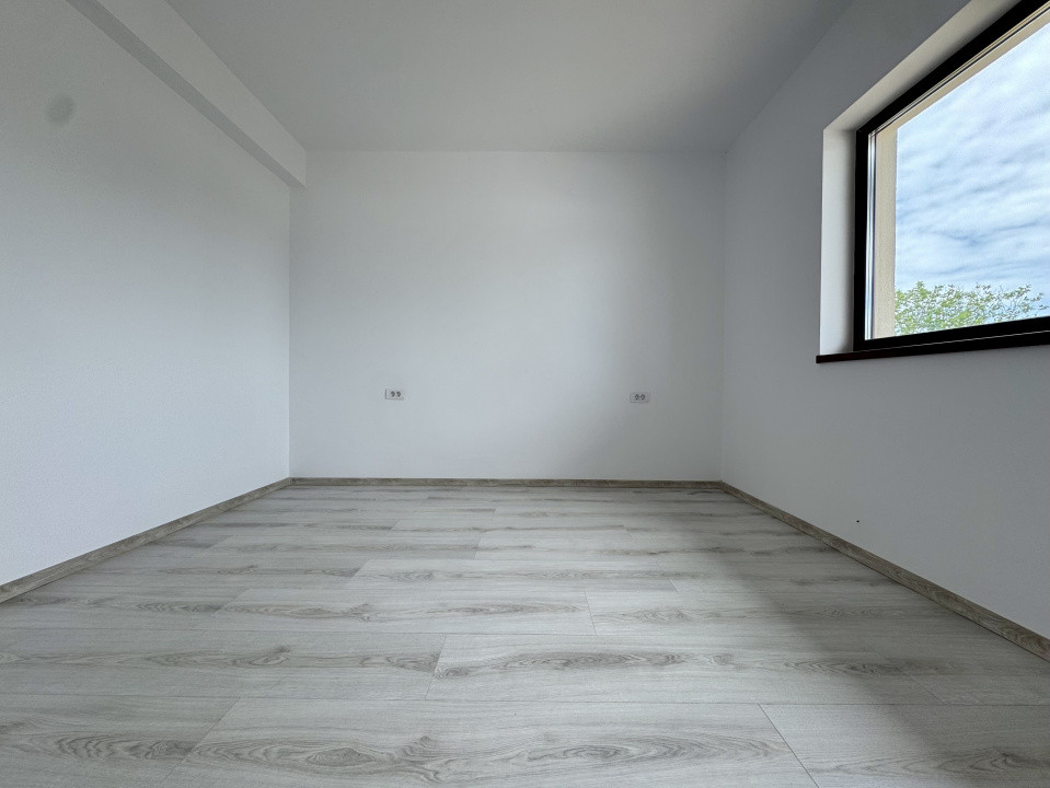 Casa 4 camere | COMISION 0% | Incalzire in pardoseala | Teren 392mp | Clinceni