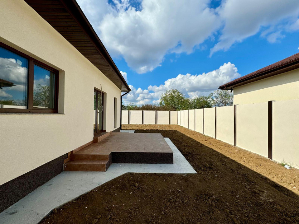 Casa 4 camere | COMISION 0% | Incalzire in pardoseala | Teren 392mp | Clinceni
