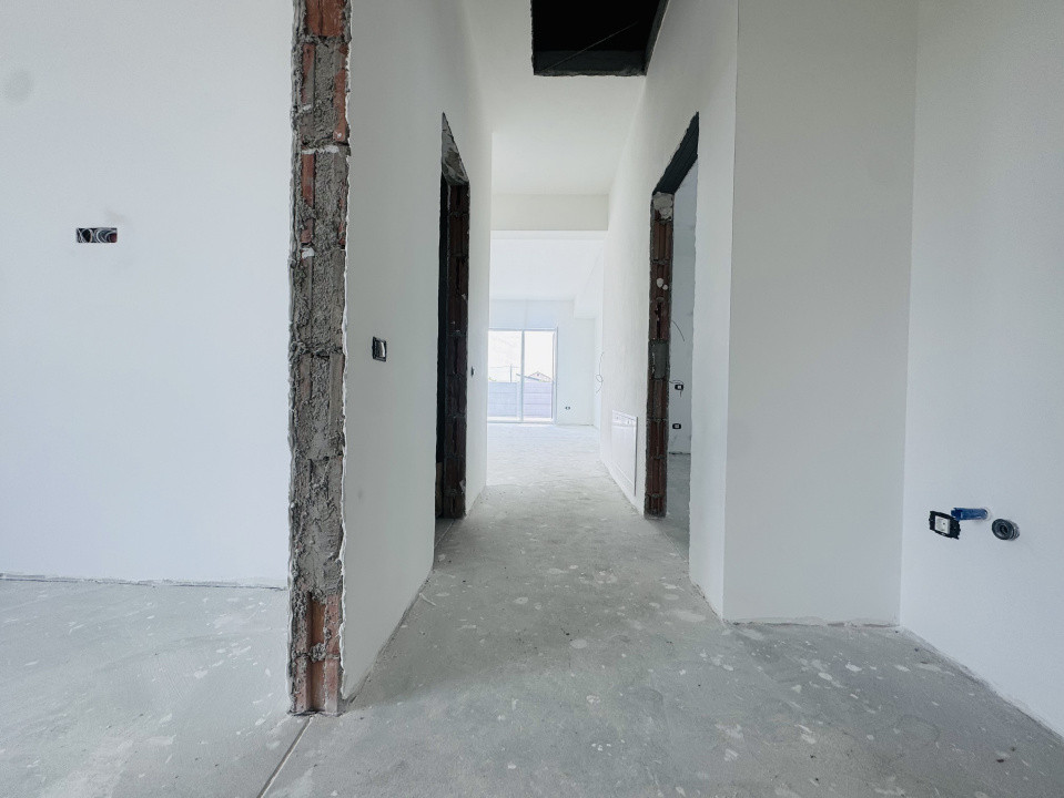Casa 4 camere | COMISION 0% | Teren 400mp | Domnesti