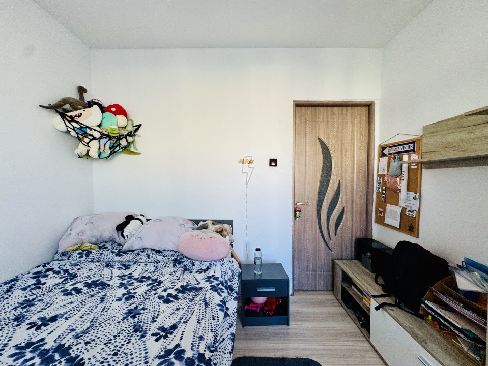 Apartament 4 camere | Zona Drumul Taberei-Râul Doamnei