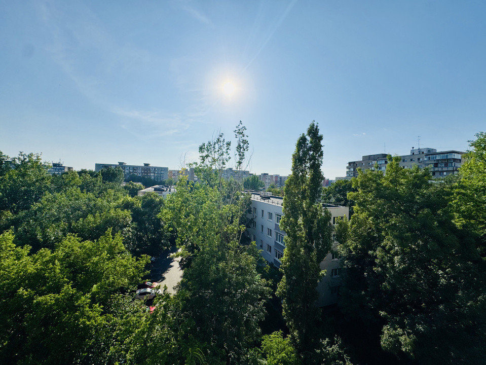 Apartament 4 camere | Zona Drumul Taberei-Râul Doamnei