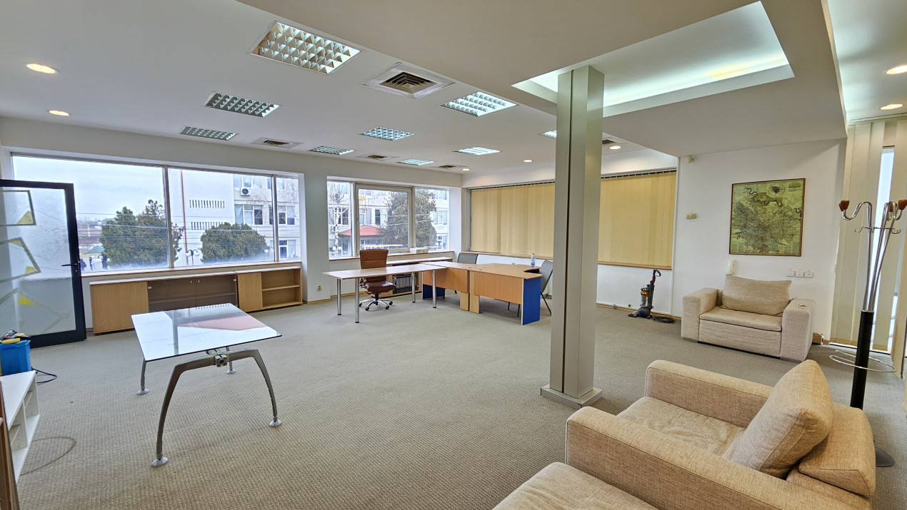 Spatii comerciale/ birouri de inchiriat | DN 1 Balotesti