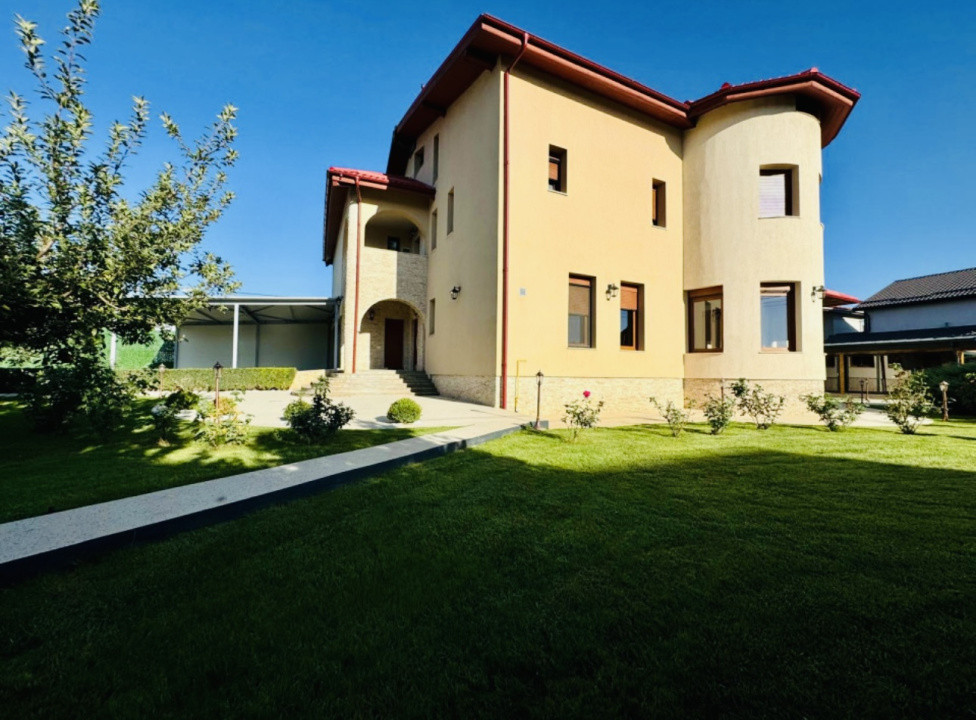 Vila individuala 5 camere | Piscina acoperita | Teren 2200mp | Domnesti