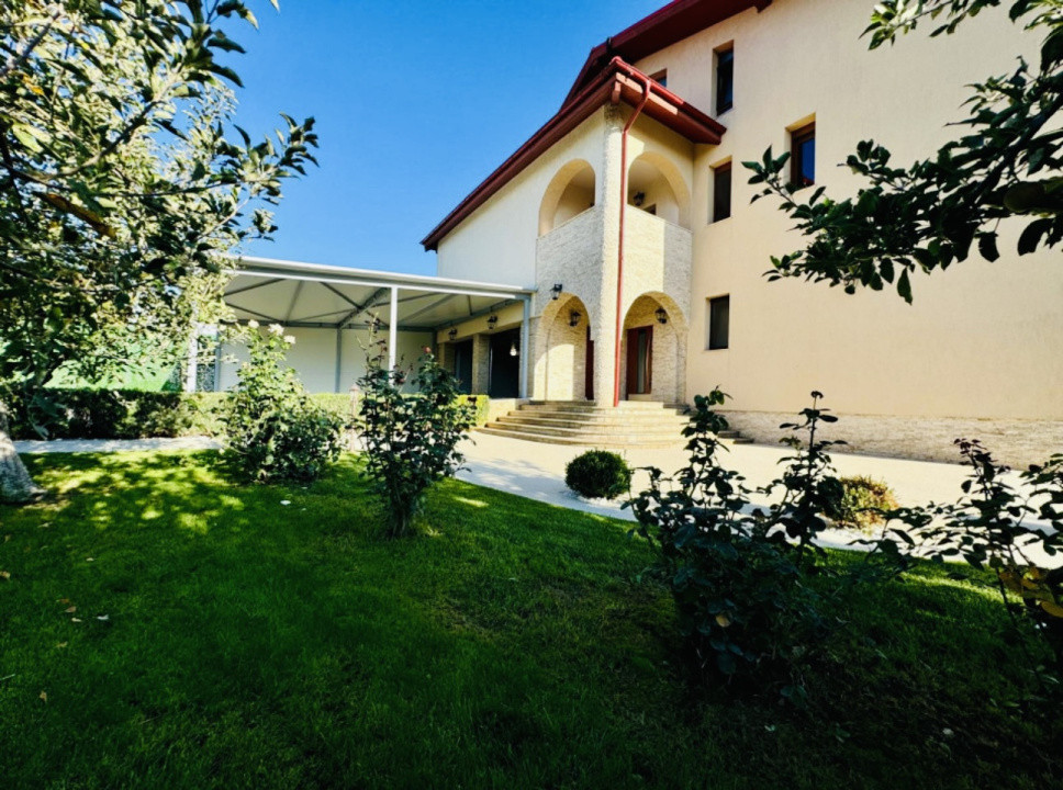 Vila individuala 5 camere | Piscina acoperita | Teren 2200mp | Domnesti